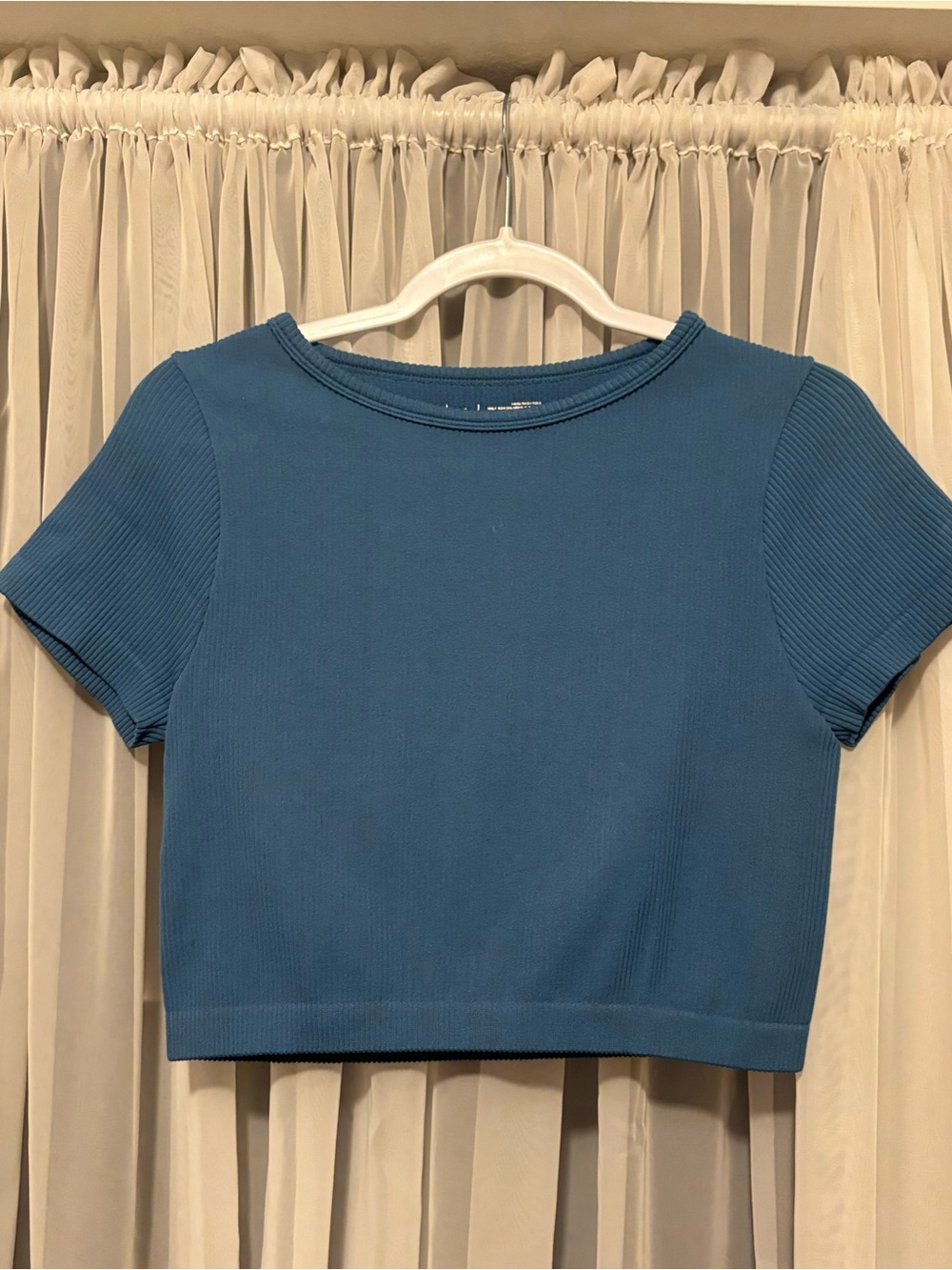 Women’s Blue Ribbed Crop Top Size Large